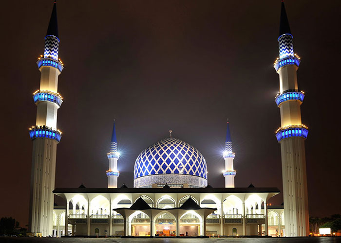 مسجد آبی کوالالامپور در مالزی 