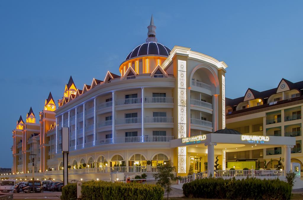هتل Dream World Resort